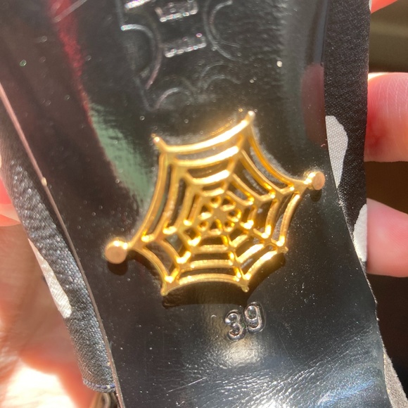 Charlotte Olympia Kabuki Polka Dot Heels/Pumps - Picture 4 of 6